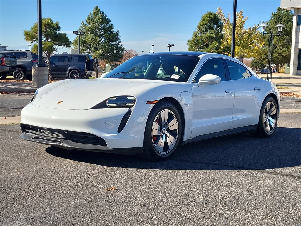 Used 2022 Porsche Taycan 4S image 8