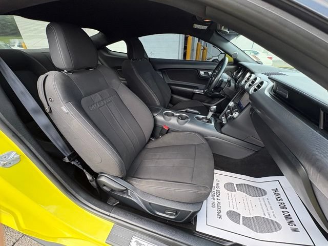 Used 2021 Ford Mustang GT w/ Equipment Group 301A RWD image 30