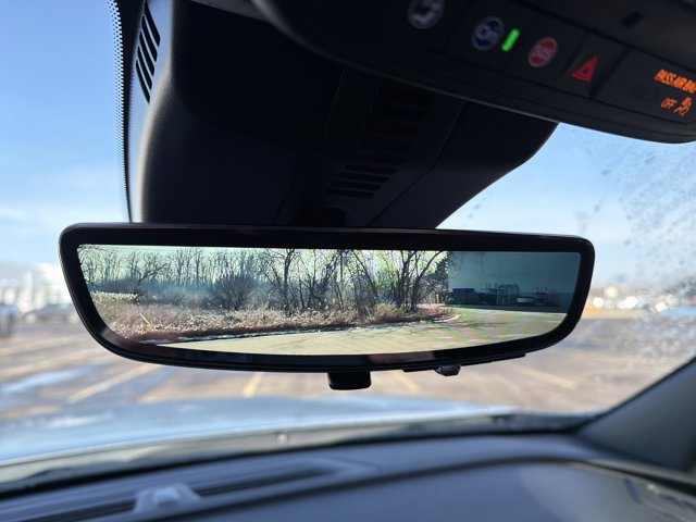 New 2026 Chevrolet Traverse LT image 23