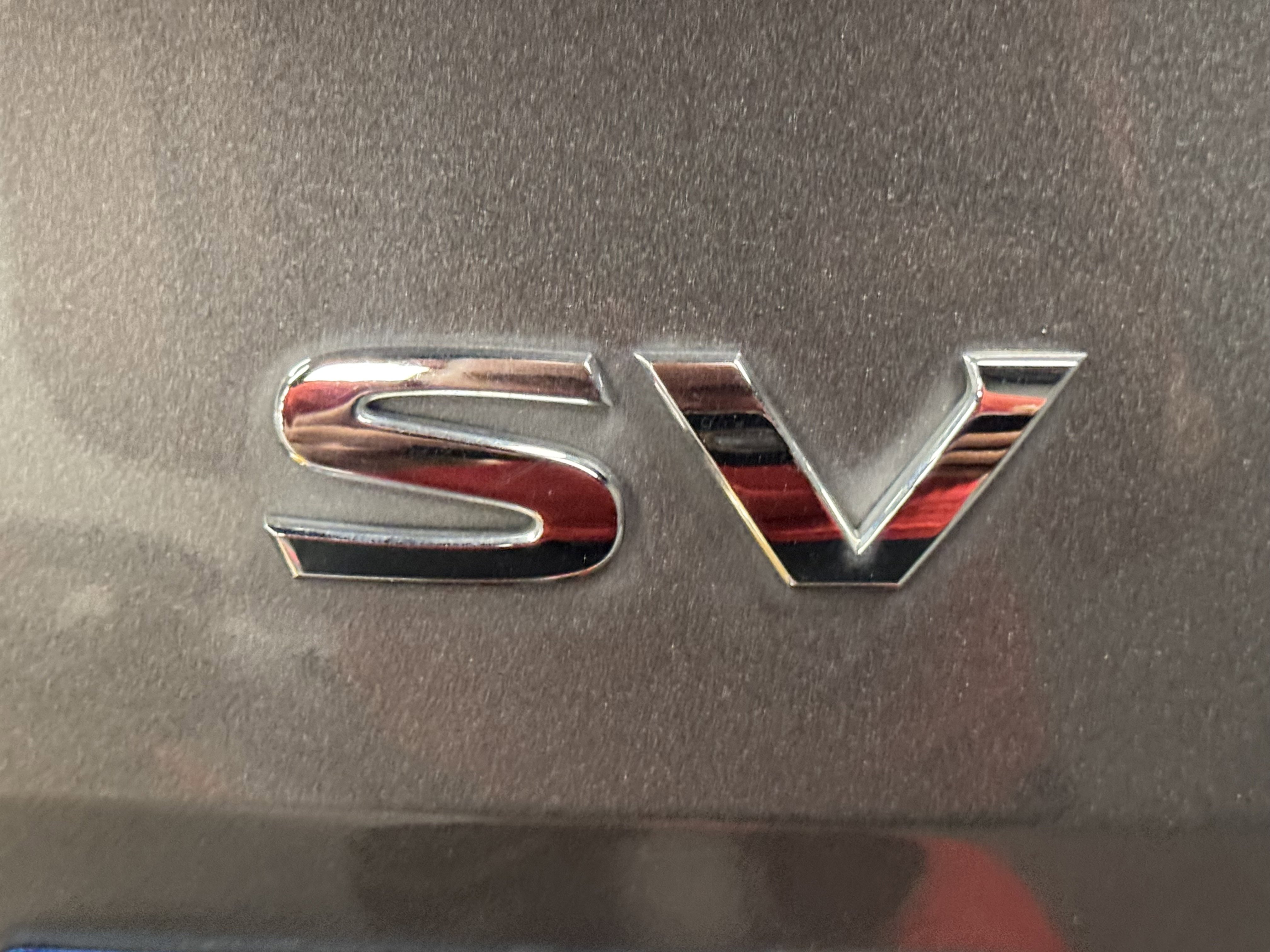 Used 2017 Nissan Rogue SV image 9