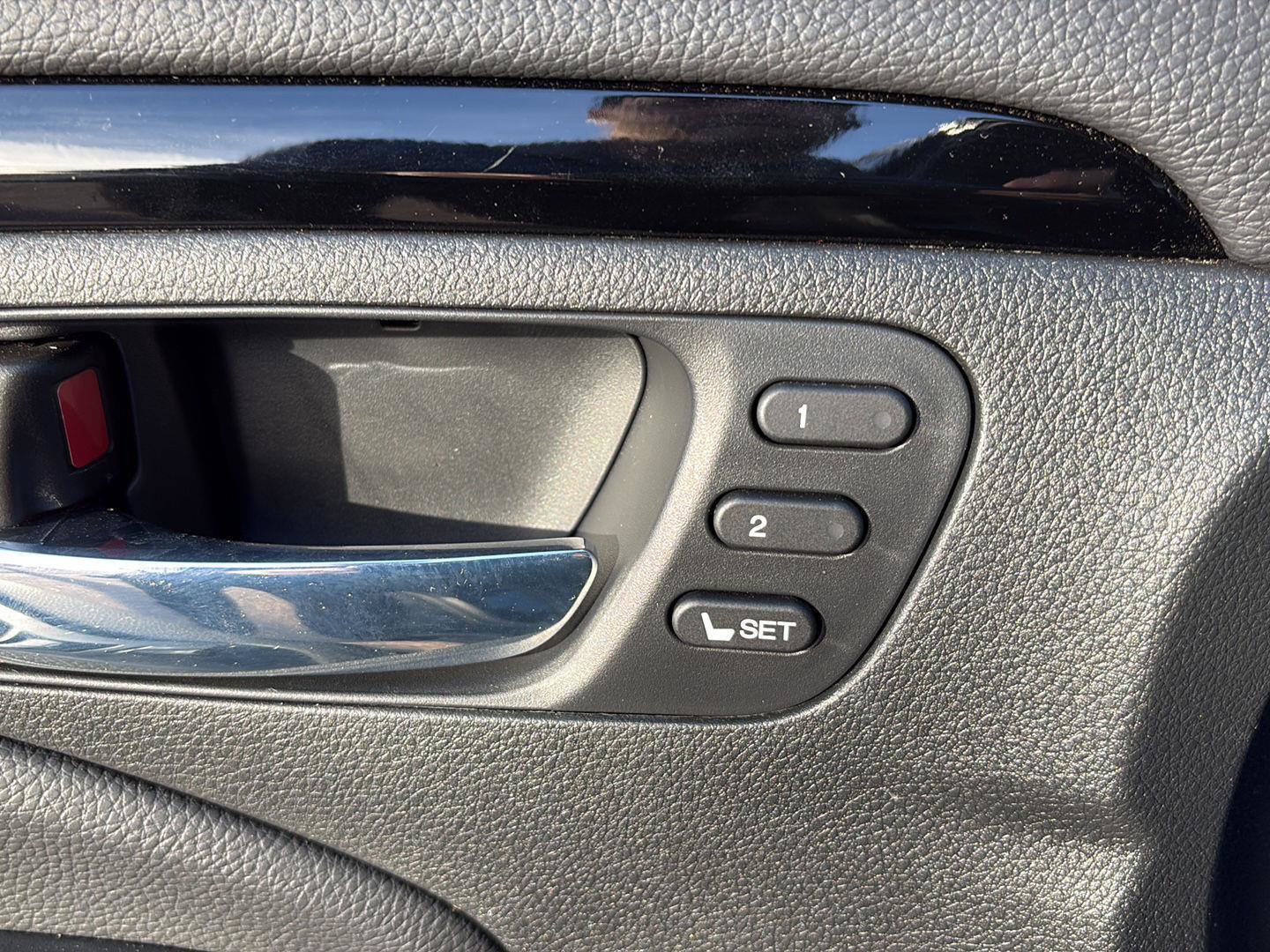 Certified 2025 Honda Ridgeline Black Edition image 14