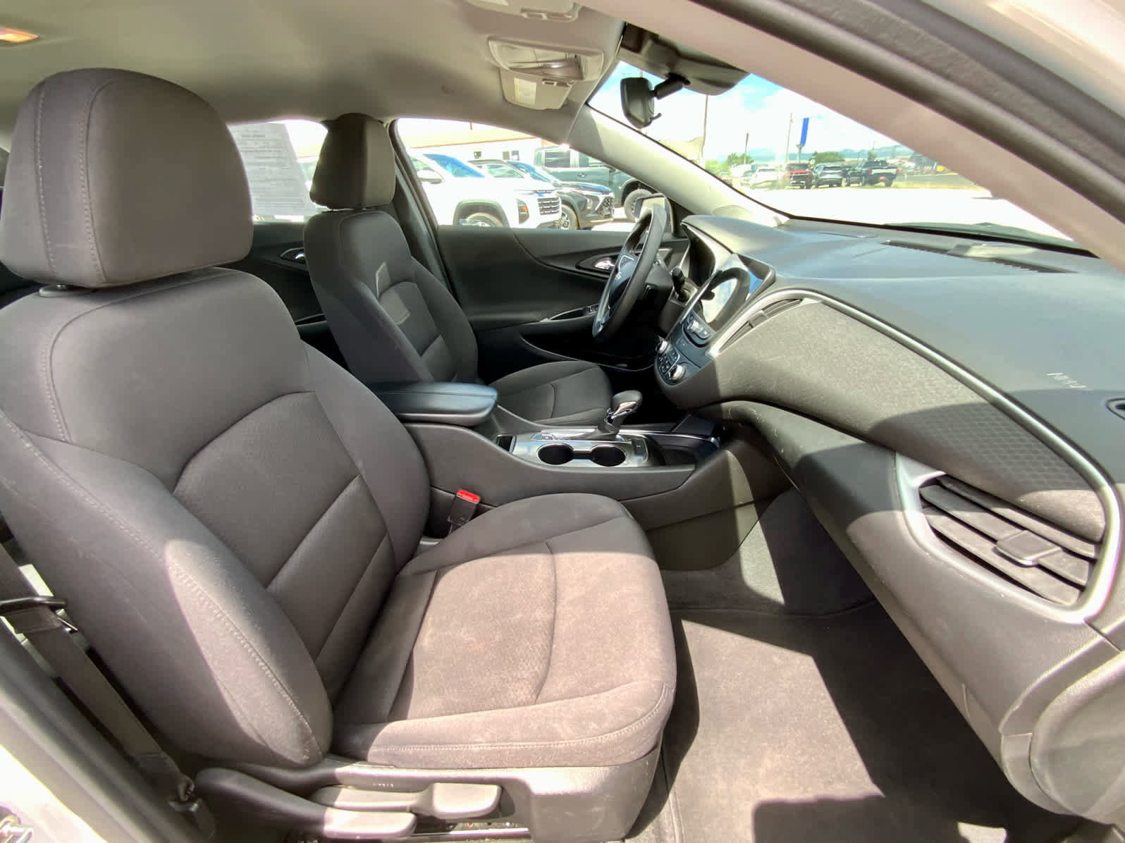 Used 2023 Chevrolet Malibu LT image 24