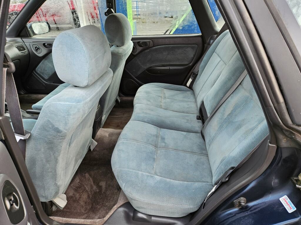 Used 1996 Subaru Legacy L image 12