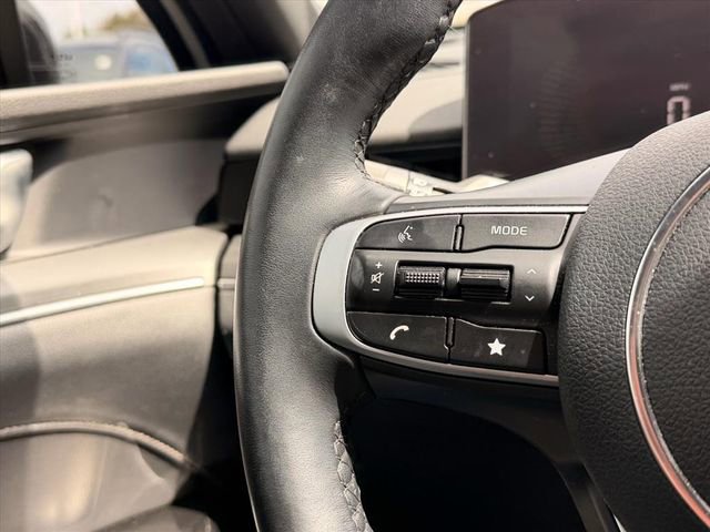 Used 2025 Kia K5 GT-Line AWD/4WD image 21