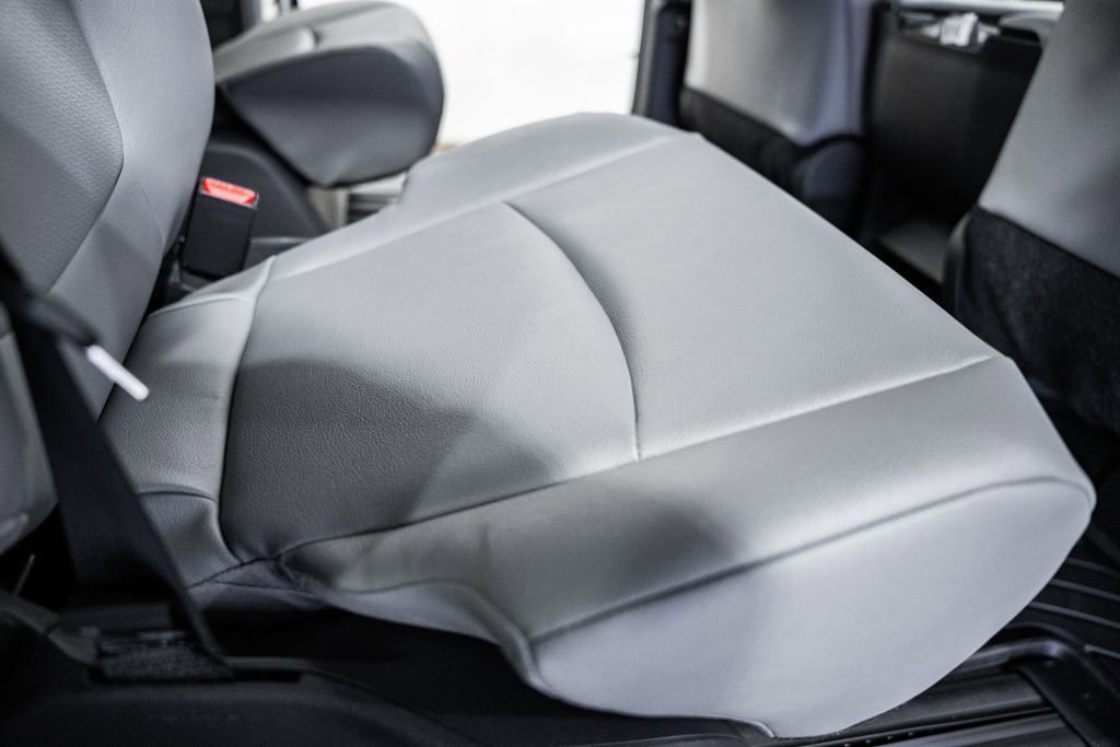 New 2026 Toyota Sienna XLE image 34