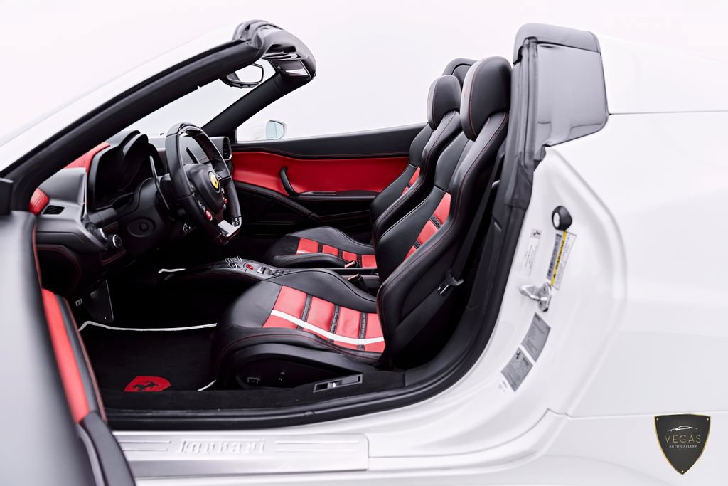 Used 2014 Ferrari 458 Spider RWD image 46