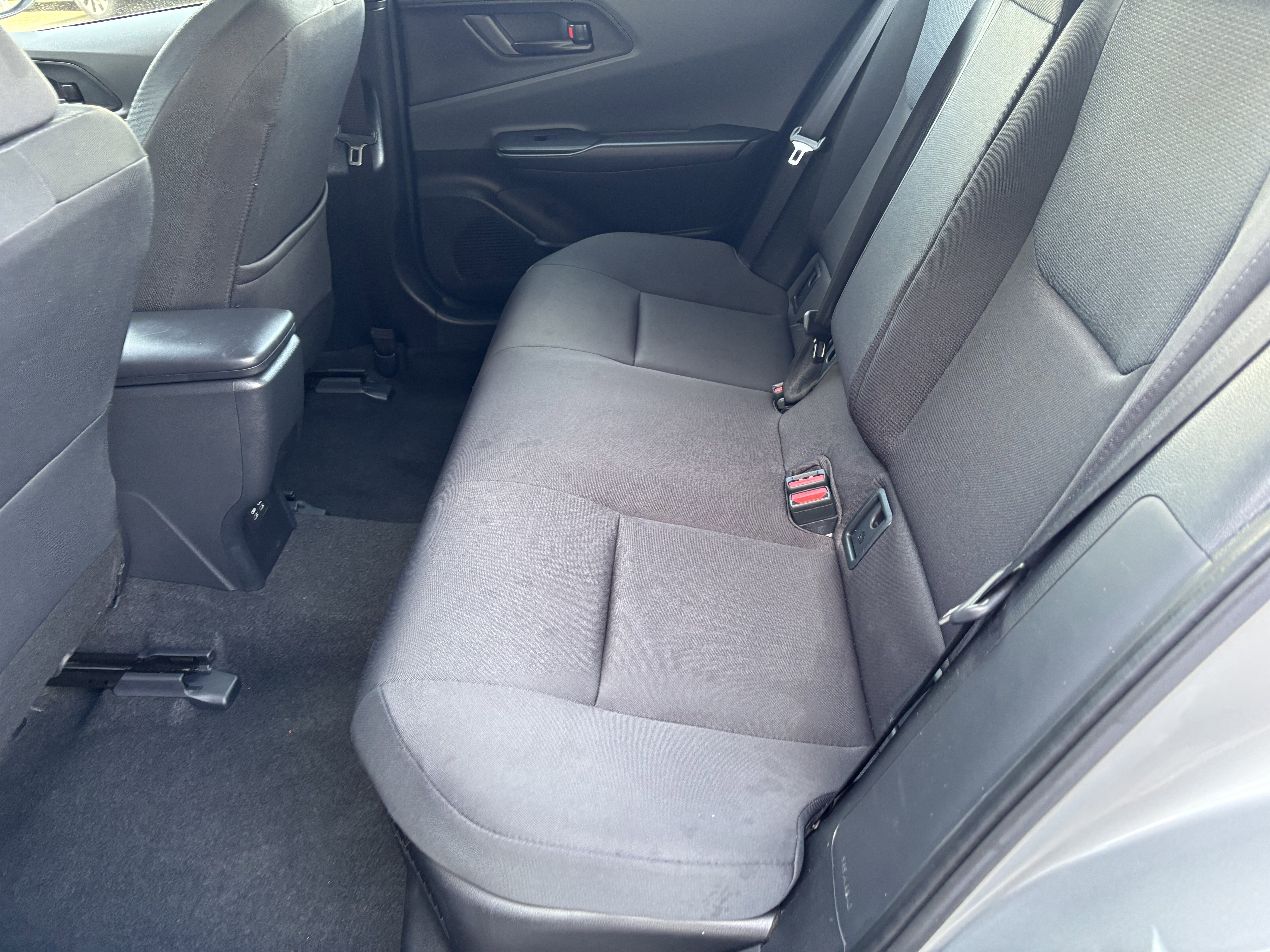 Used 2024 Toyota Prius LE image 22