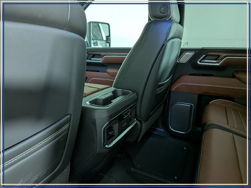 New 2026 GMC Sierra 3500 Denali Ultimate AWD/4WD image 33