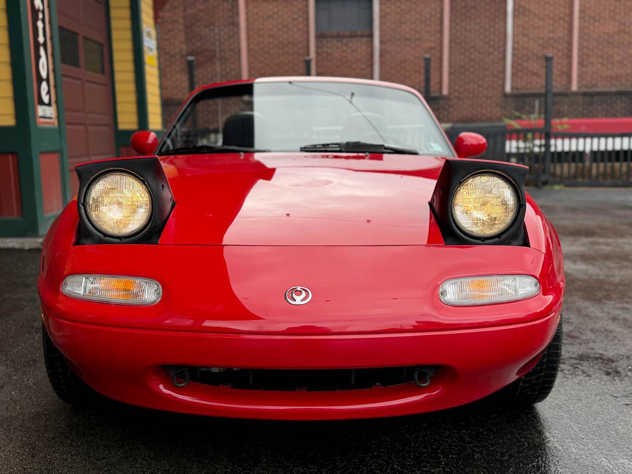 Used 1990 MAZDA MX-5 Miata RWD image 22