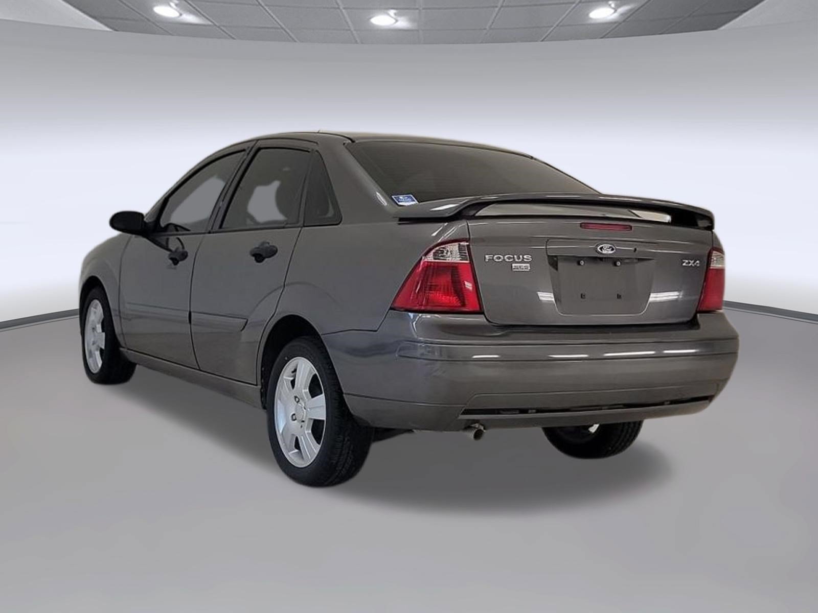 Used 2006 Ford Focus S FWD image 3