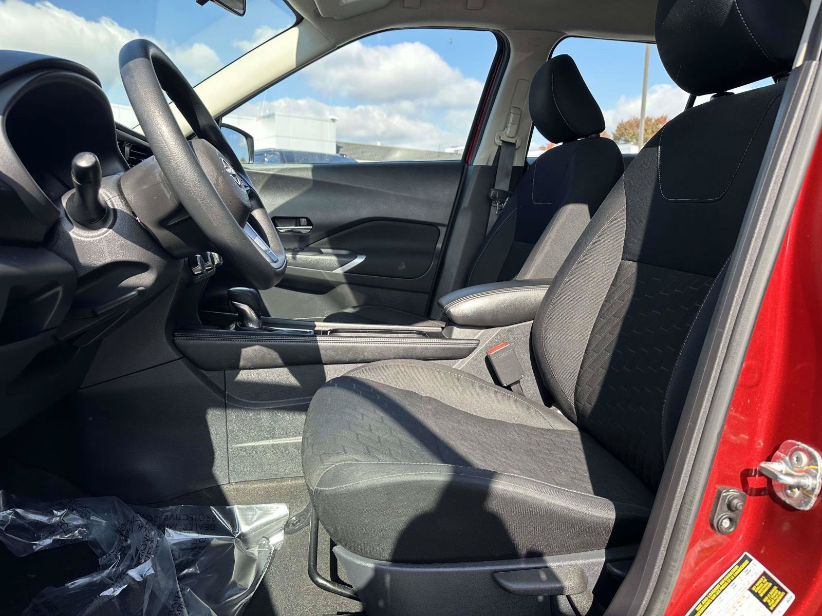 Used 2024 Nissan Kicks SV FWD image 22