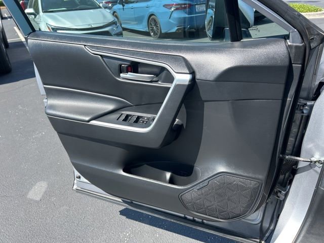 Used 2023 Toyota RAV4 XLE FWD image 31