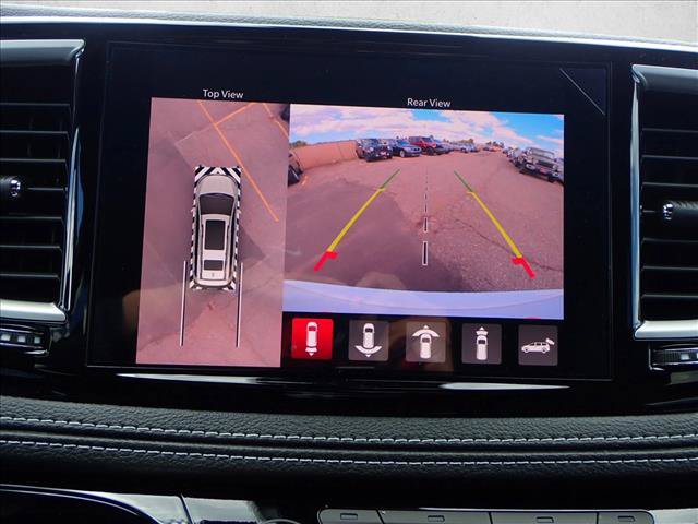 New 2026 Chrysler Pacifica Select AWD/4WD image 20