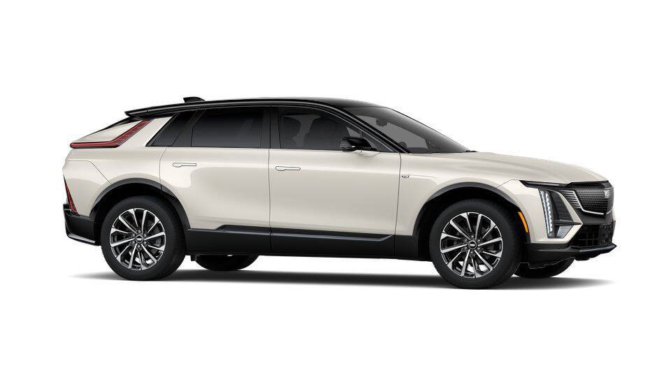 New 2027 Cadillac Lyriq Premium Sport w/ LPO, Floor Liner Package AWD/4WD image 16