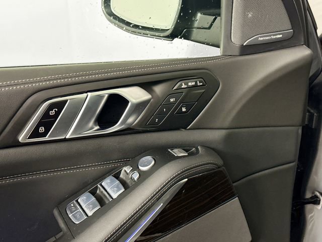 Used 2024 BMW X7 xDrive40i w/ Premium Package image 20