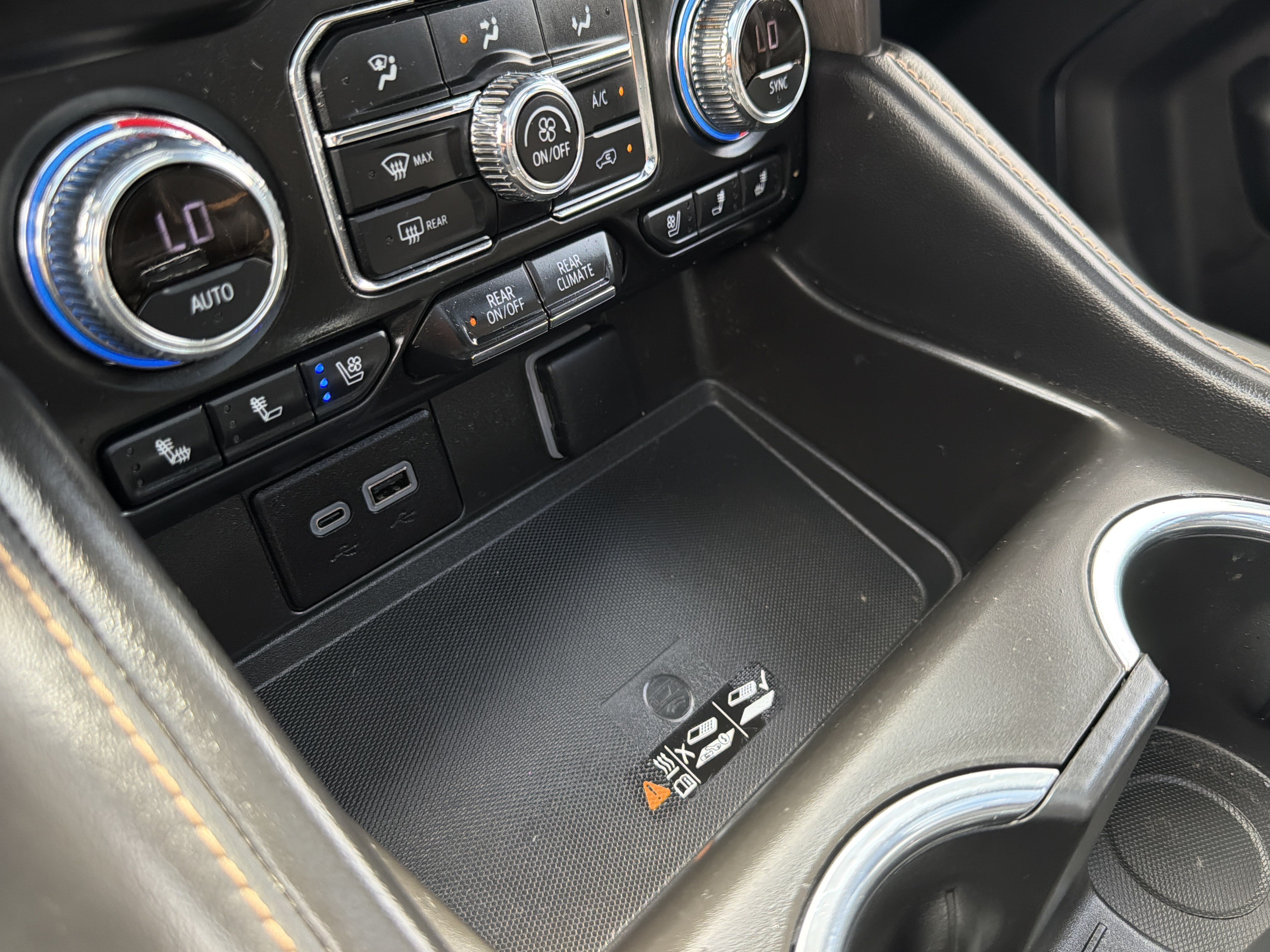 Used 2023 GMC Yukon AT4 w/ AT4 Premium Package AWD/4WD image 80