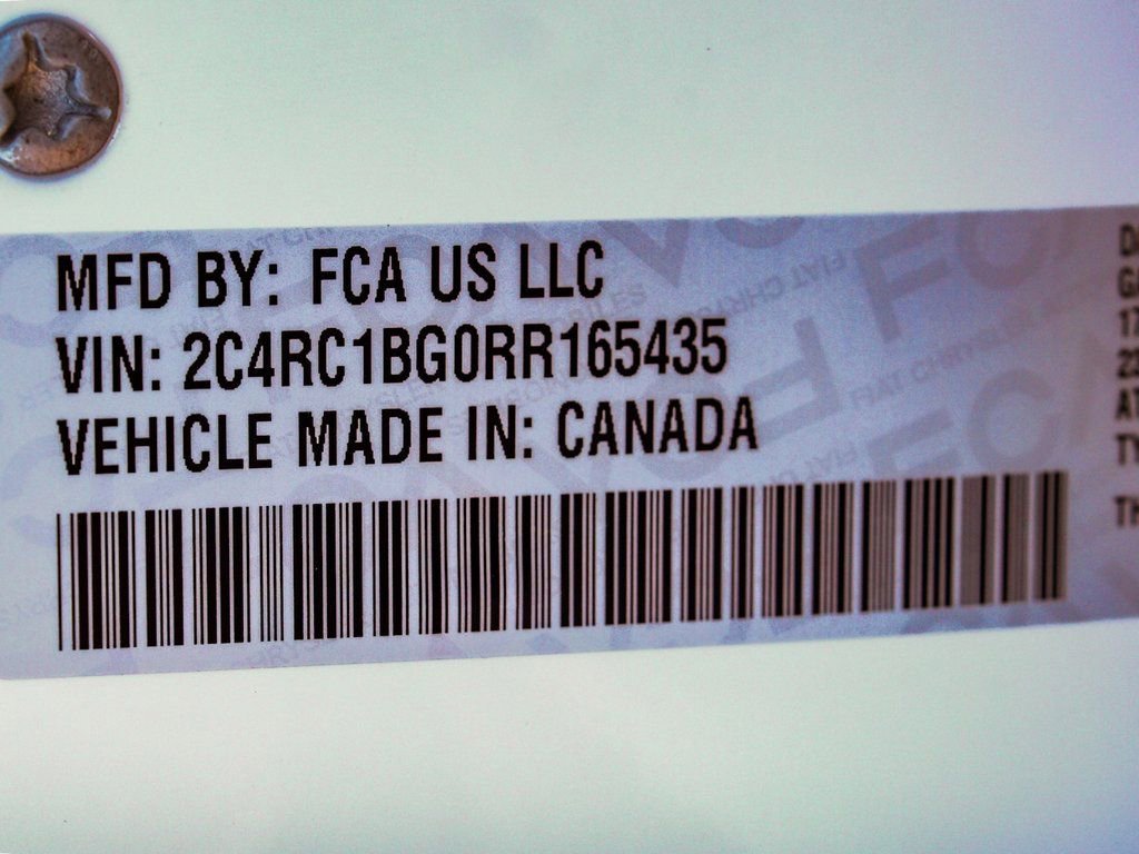 Used 2024 Chrysler Pacifica Touring-L image 12