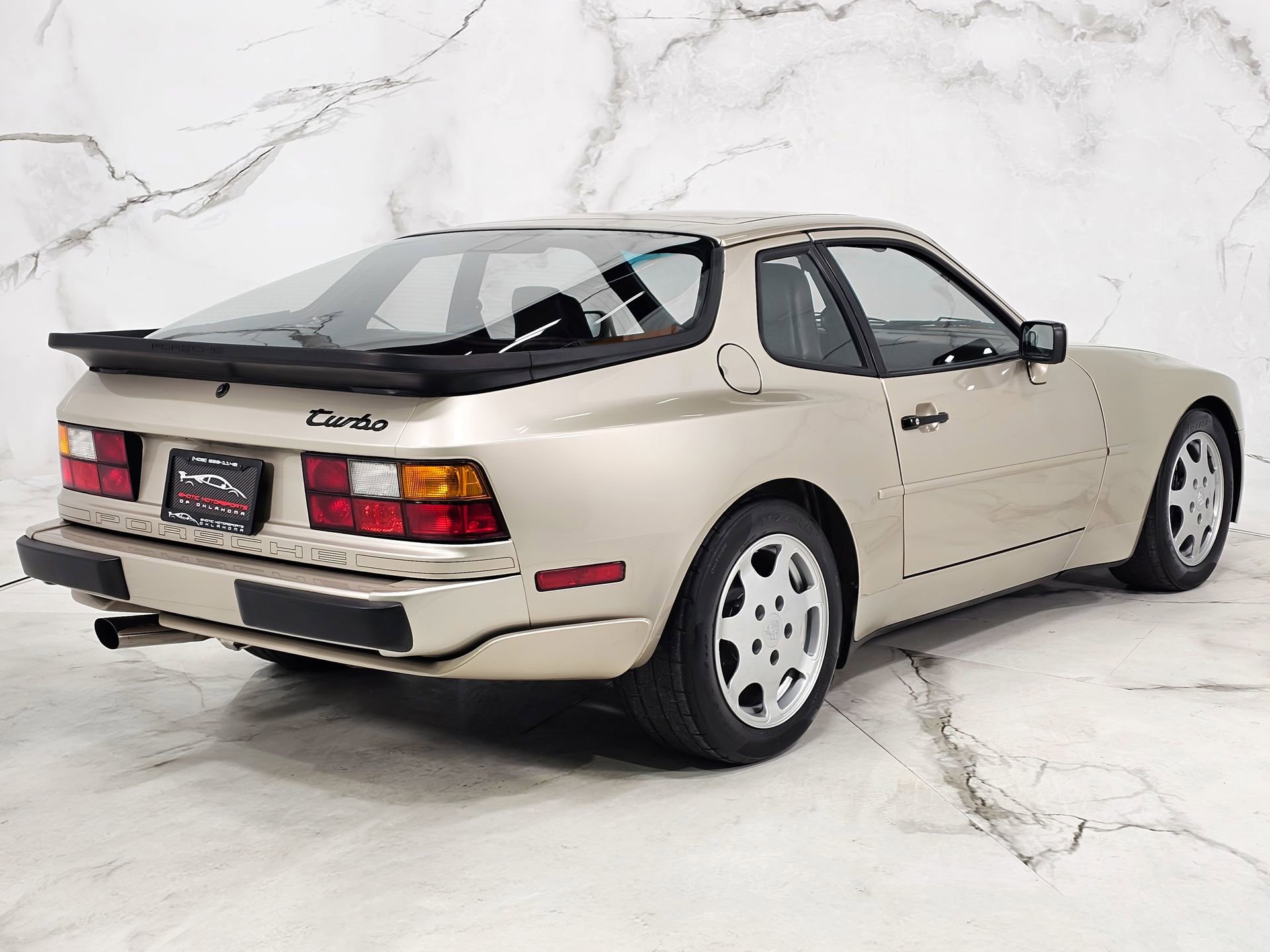 Used 1989 Porsche 944 Turbo image 13