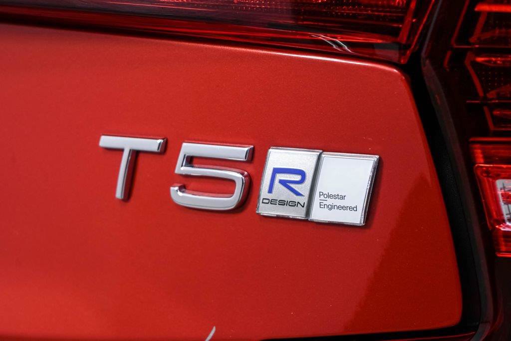 Used 2020 Volvo S60 T5 R-Design FWD image 37