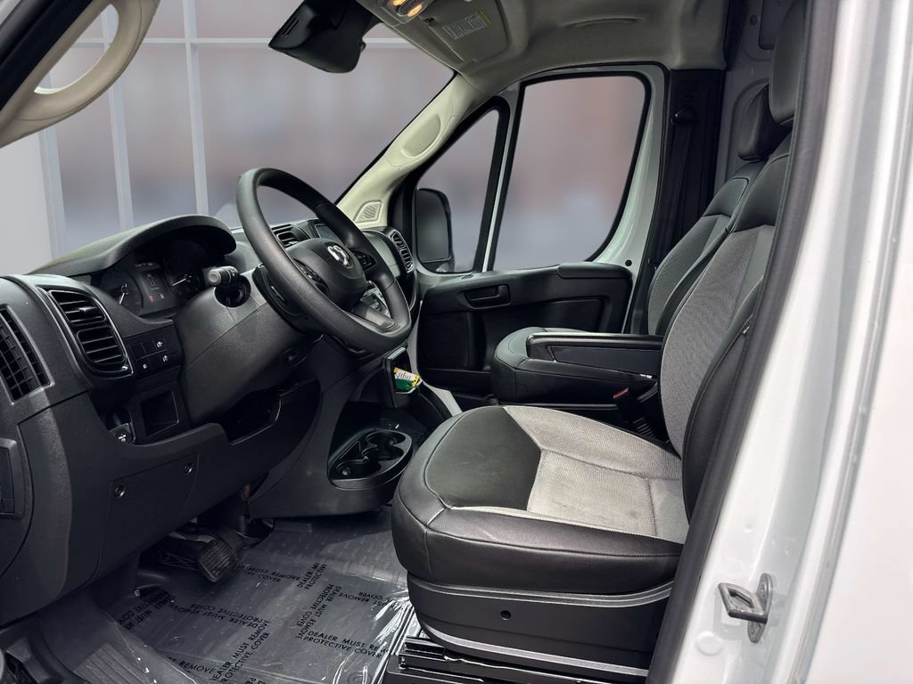 Used 2026 RAM ProMaster 2500 w/ Convenience Group FWD image 12