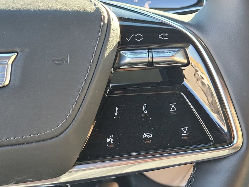 New 2026 Cadillac Lyriq Signature Luxury image 17