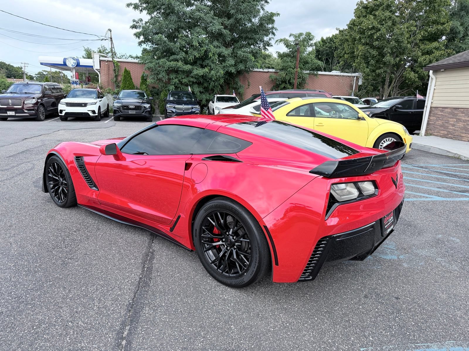 Used 2016 Chevrolet Corvette Z06 w/ 2LZ Preferred Equipment Group RWD image 3