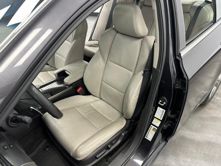 Used 2013 Acura TL w/ Technology Package AWD/4WD image 8