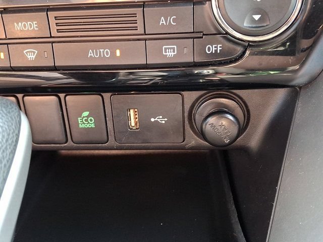 Used 2018 Mitsubishi Eclipse Cross ES FWD image 27