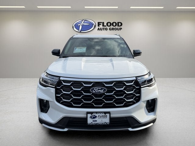 New 2027 Ford Explorer Platinum w/ 3.0L Ultimate Package AWD/4WD image 2