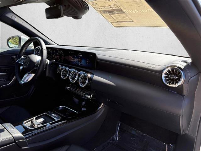 Used 2025 Mercedes-Benz CLA 250 4MATIC image 28