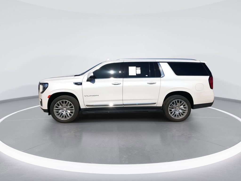 Used 2024 GMC Yukon XL SLT w/ SLT Luxury Package image 5
