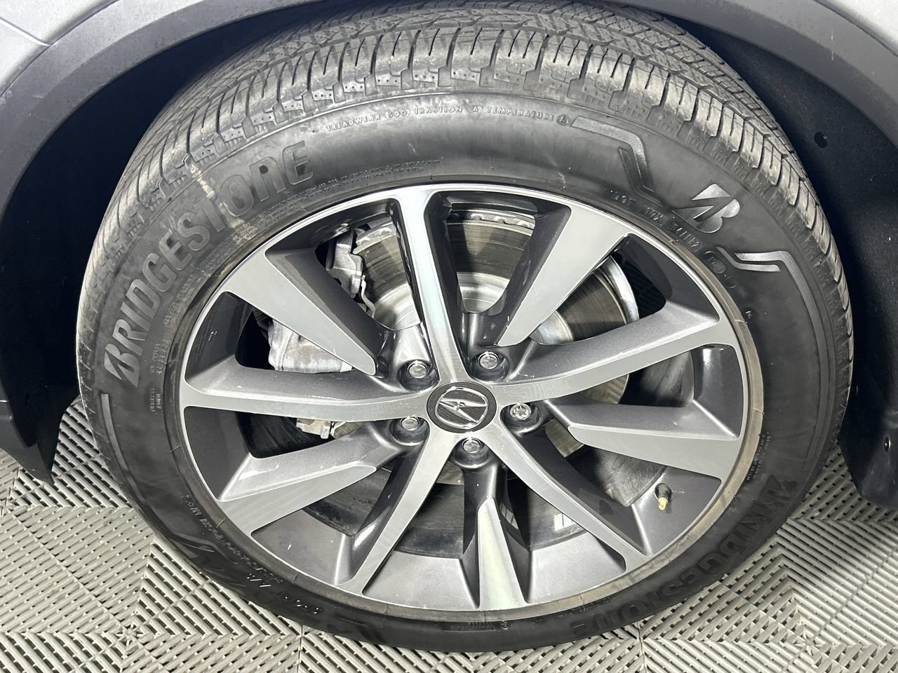 Used 2025 Acura MDX w/ Technology Package AWD/4WD image 10