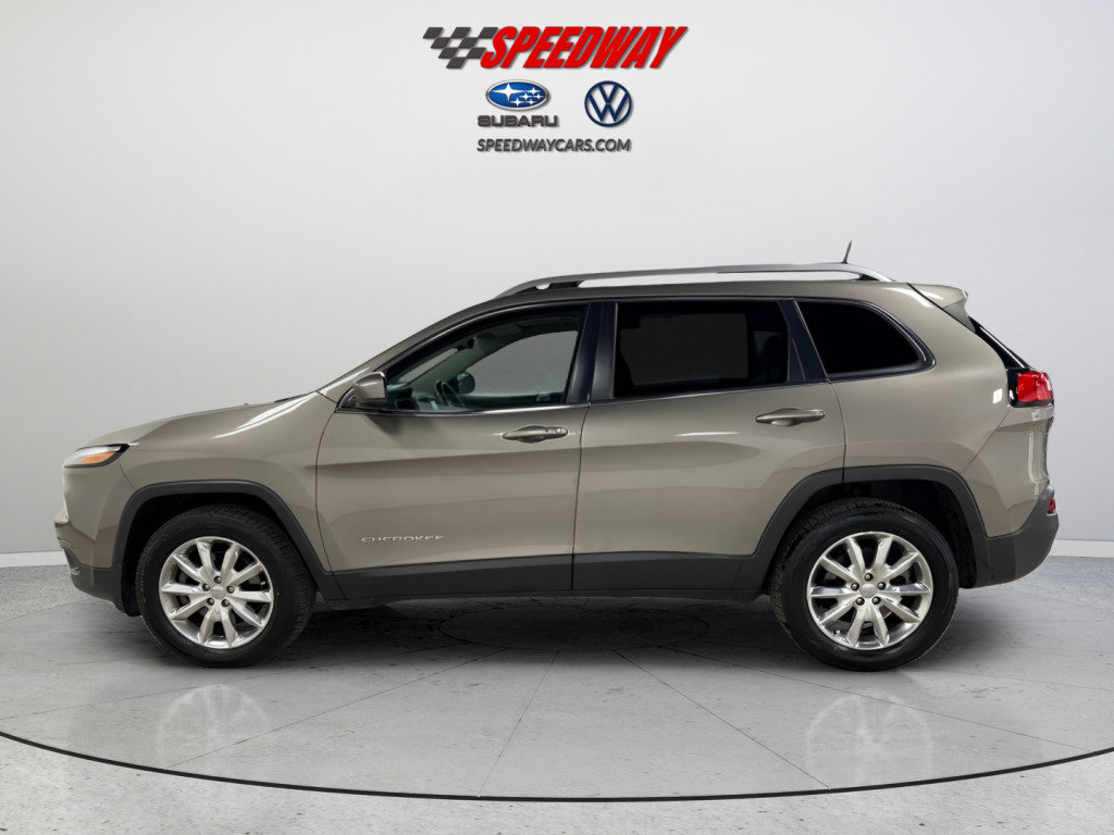 Used 2016 Jeep Cherokee Limited image 4