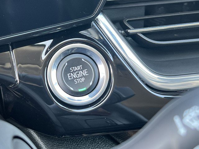 Used 2025 Chevrolet Trax ACTIV w/ Driver Confidence Package image 17