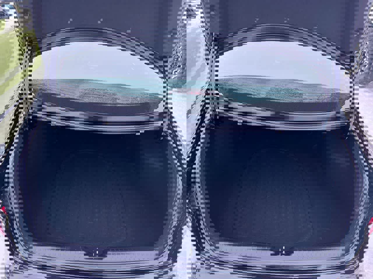 Used 2025 Kia K4 LXS image 25