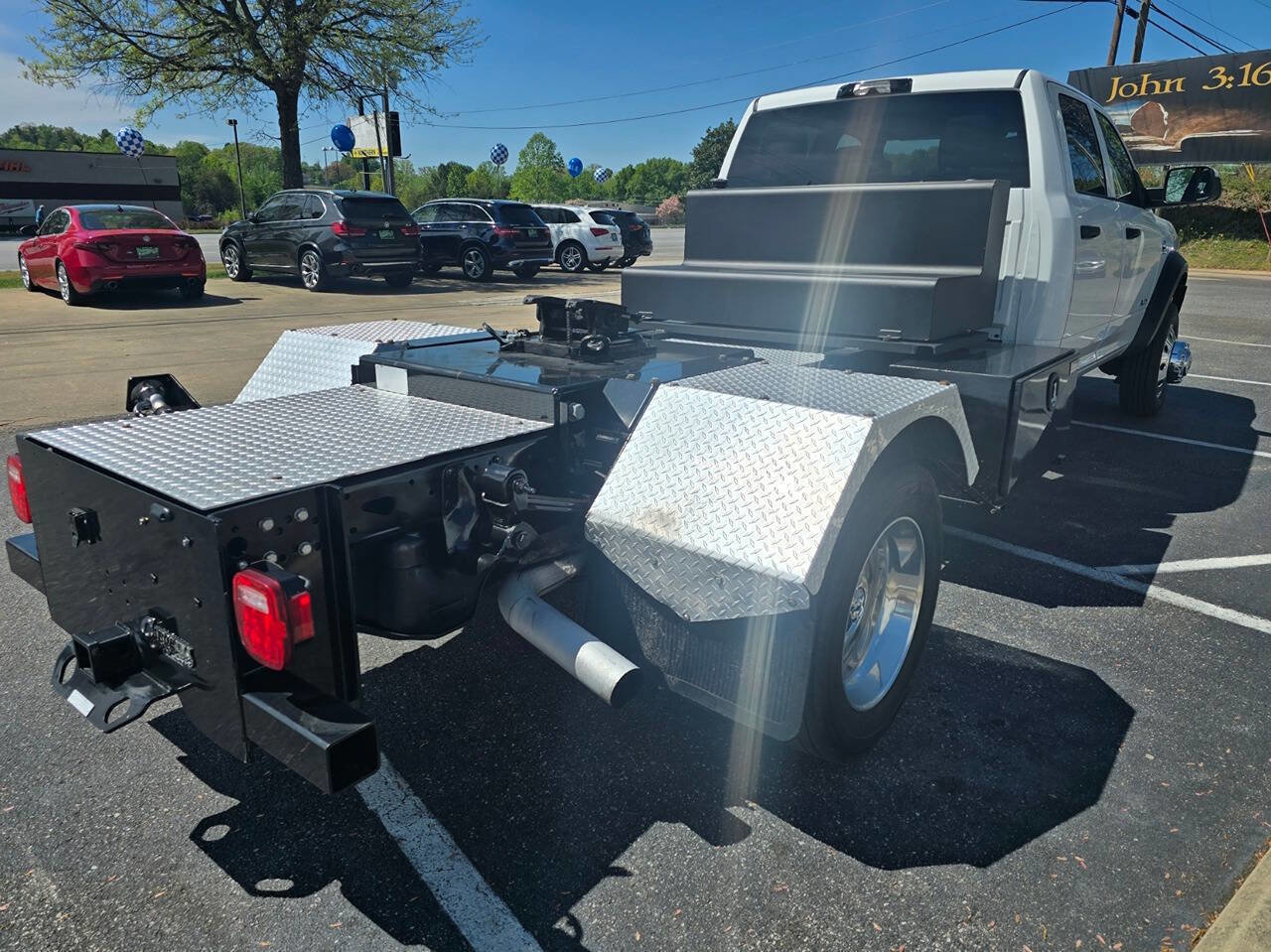 Used 2021 RAM 4500 Tradesman w/ Chrome Appearance Group AWD/4WD image 7