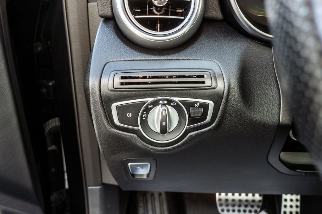 Used 2020 Mercedes-Benz GLC 43 AMG 4MATIC Coupe image 20