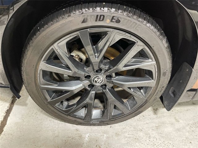 Used 2025 Toyota Crown Signia image 10