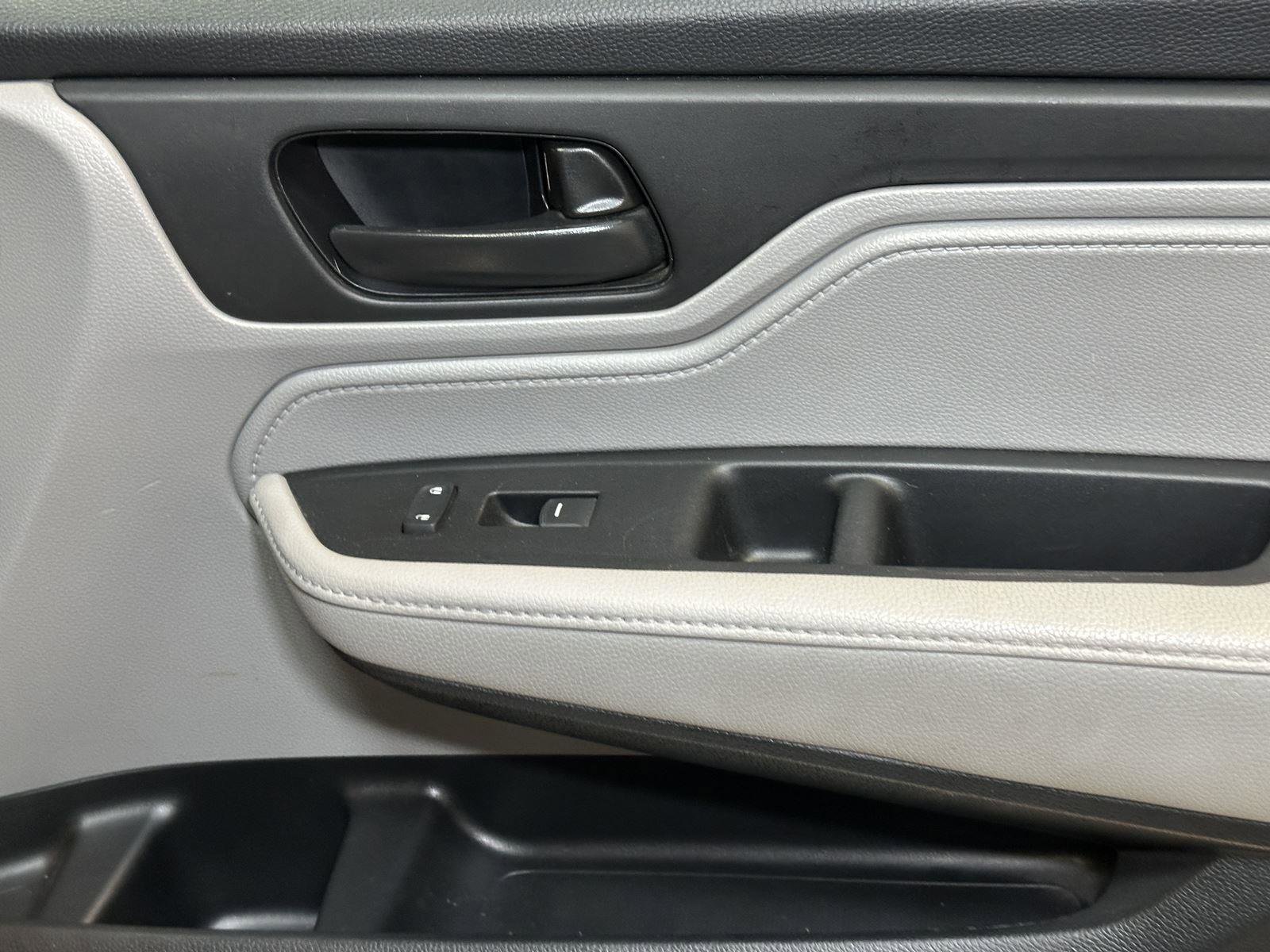 Used 2021 Honda Odyssey EX-L image 35