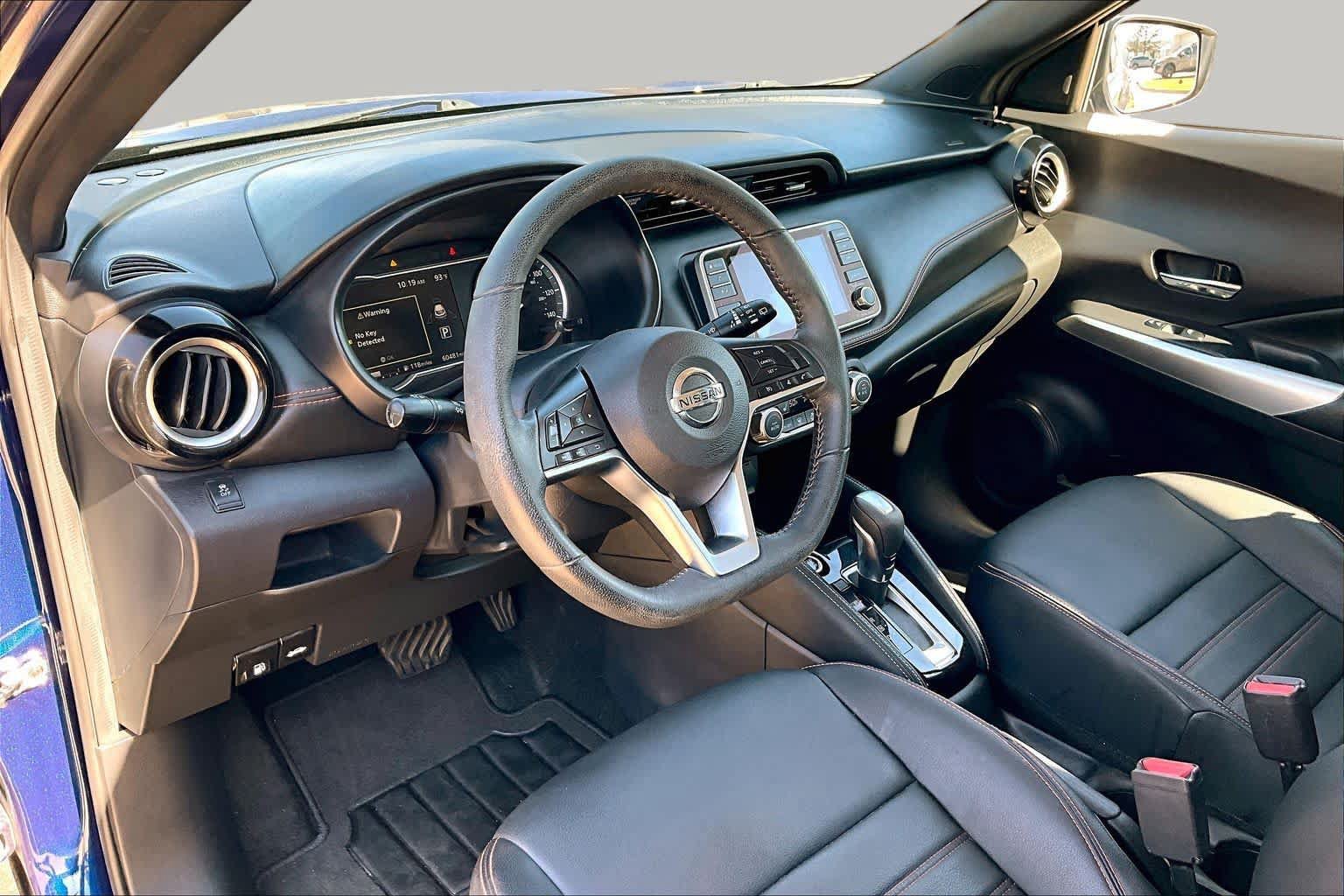 Used 2019 Nissan Kicks SR w/ SR Premium Package FWD image 15