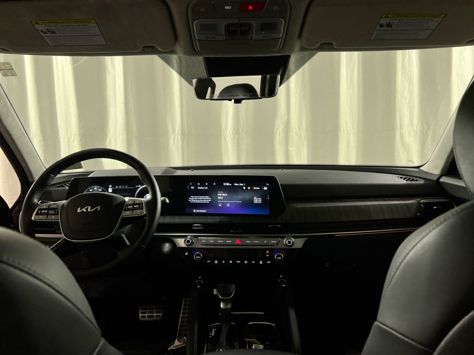 Used 2024 Kia Telluride SX Prestige image 17