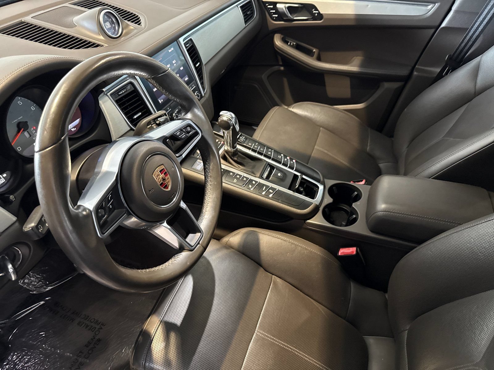 Used 2017 Porsche Macan S AWD/4WD image 10