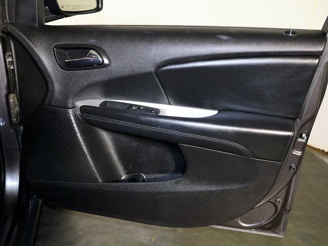 Used 2019 Dodge Journey SE w/ Connectivity Group FWD image 30