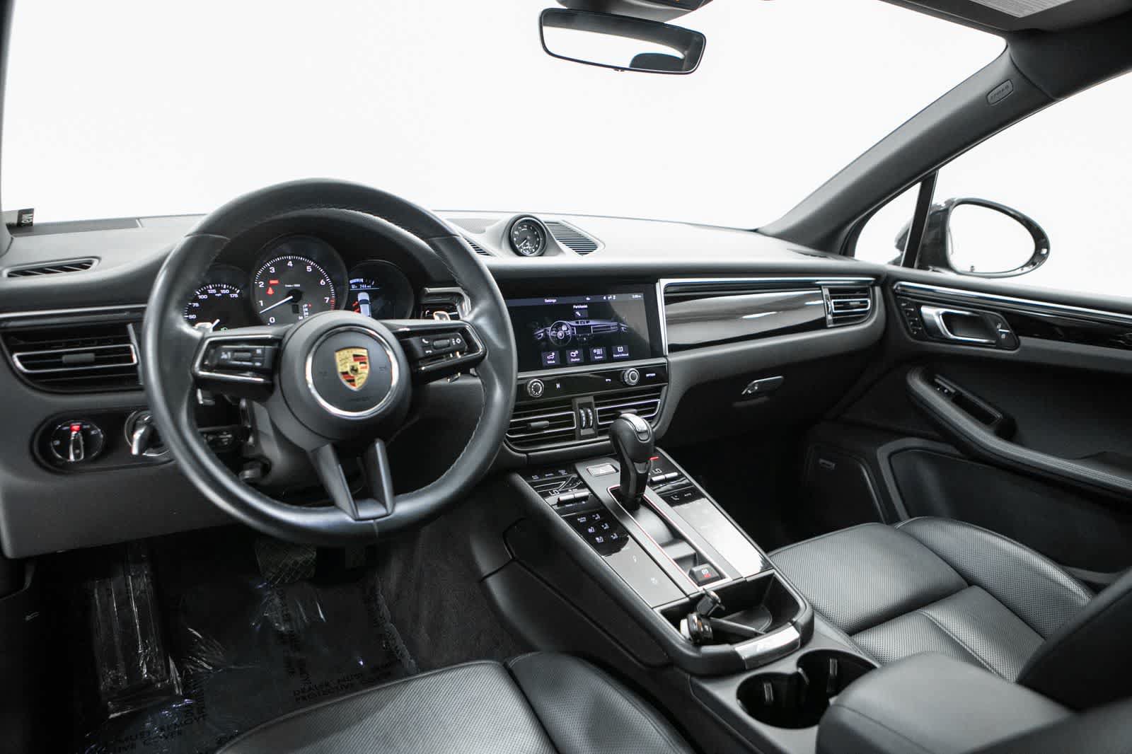 Used 2024 Porsche Macan S AWD/4WD image 13