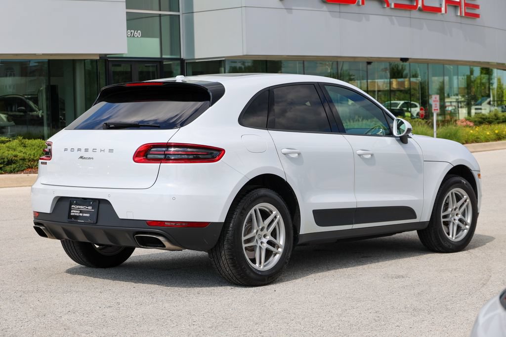 Certified 2017 Porsche Macan AWD/4WD image 14