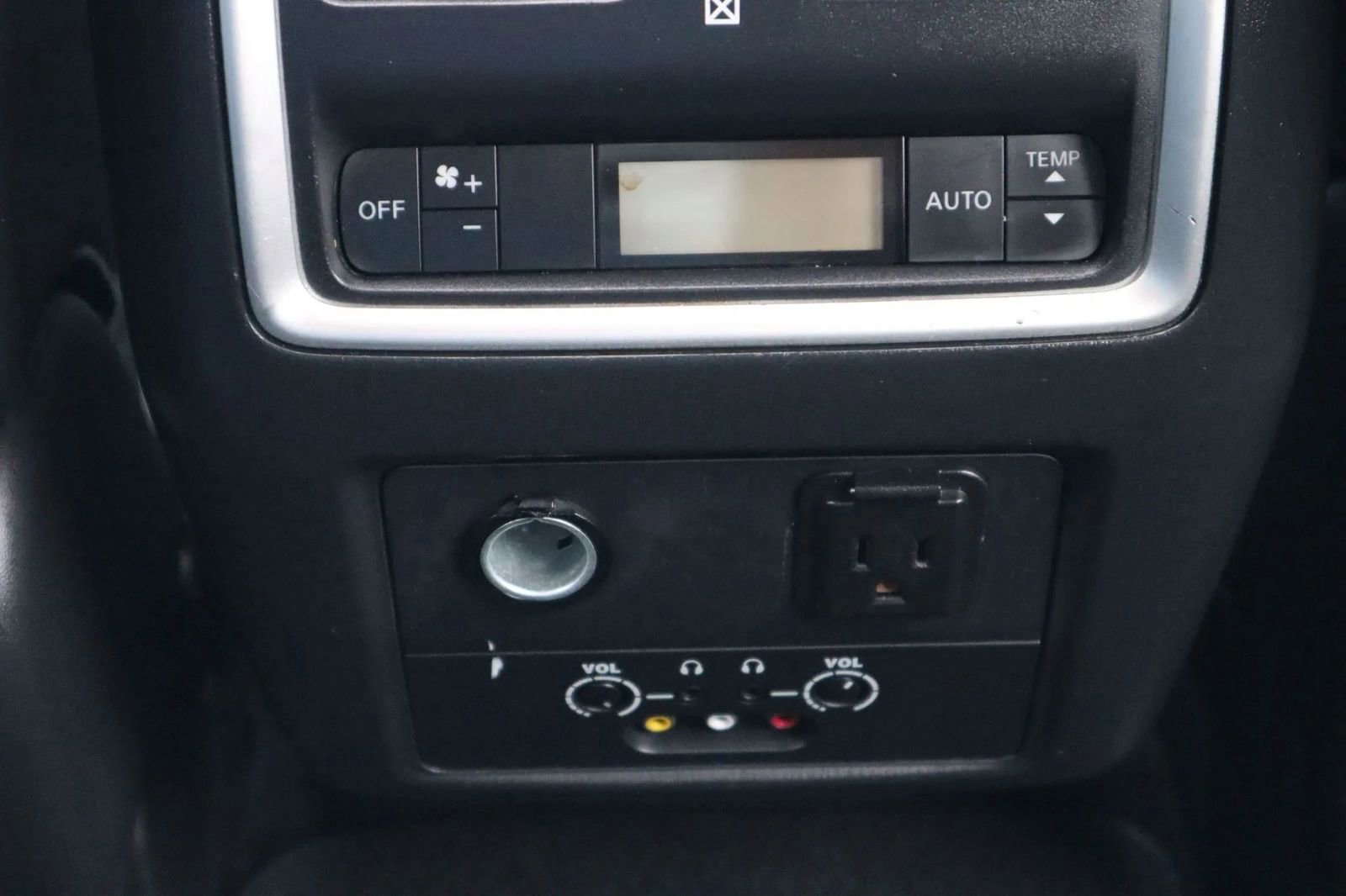 Used 2013 INFINITI JX35 AWD w/ Premium Pkg image 33