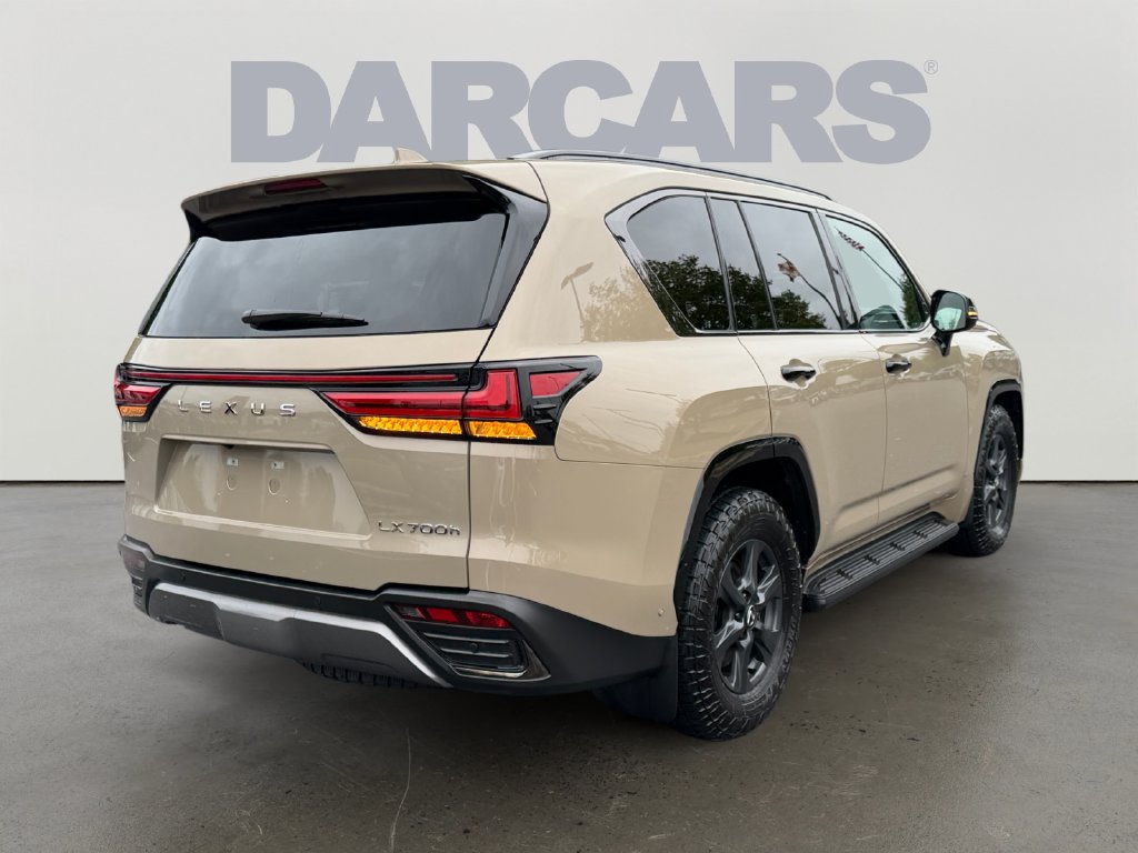 Certified 2025 Lexus LX 700h Overtrail AWD/4WD image 8