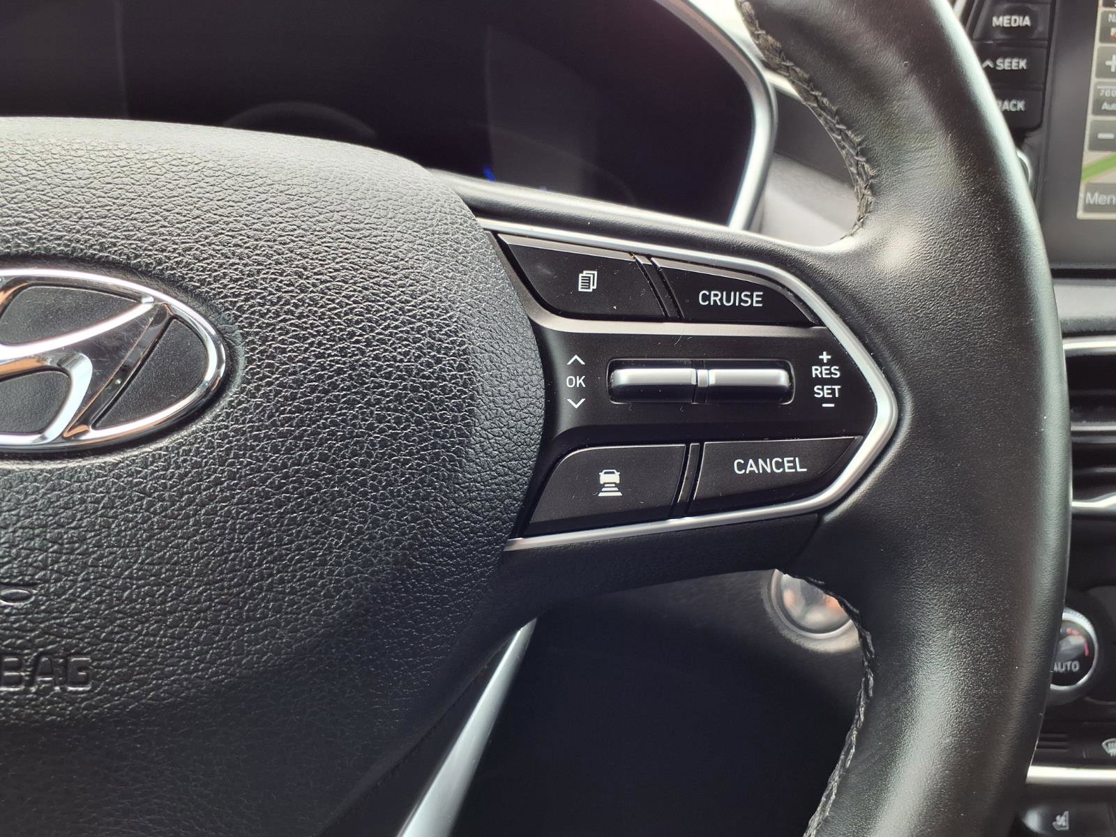 Used 2019 Hyundai Santa Fe FWD image 19