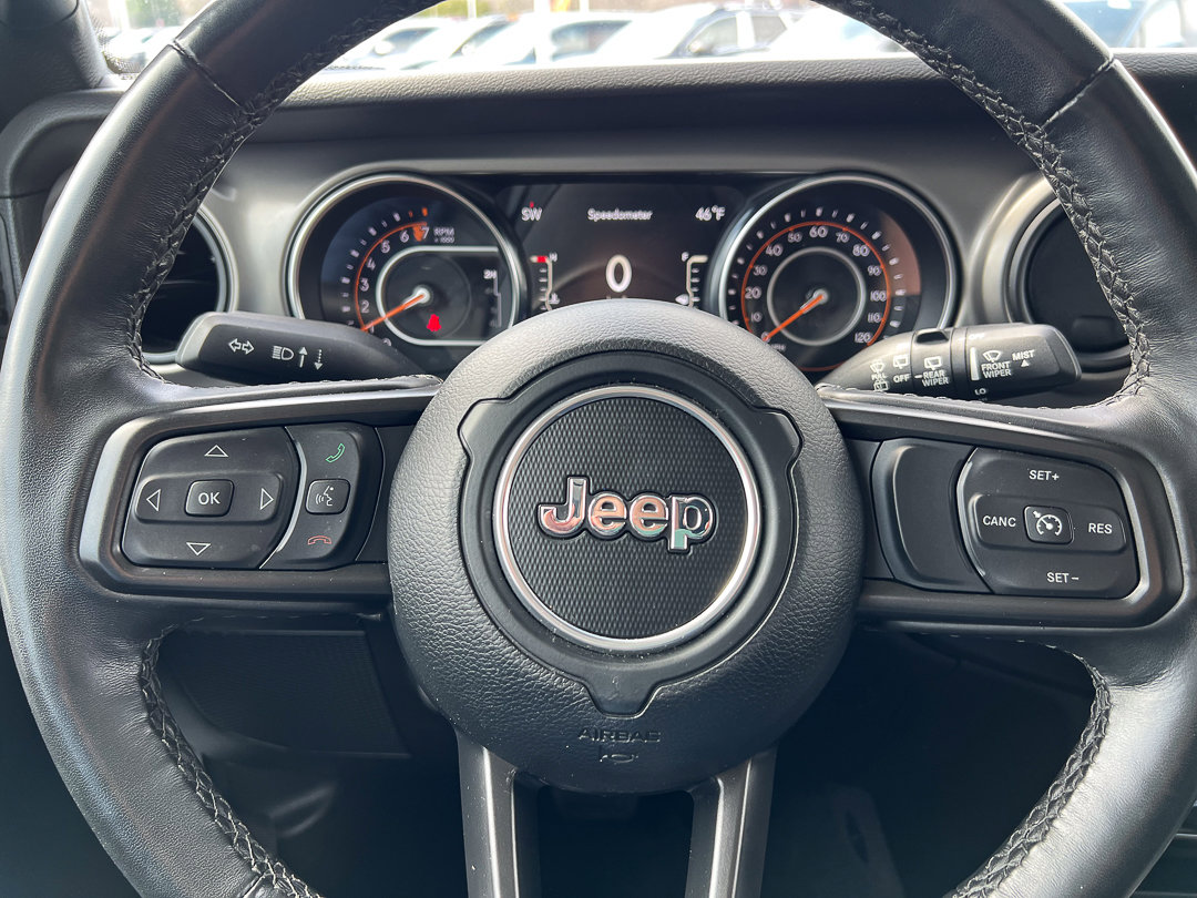 Used 2022 Jeep Wrangler Unlimited Sport AWD/4WD image 16