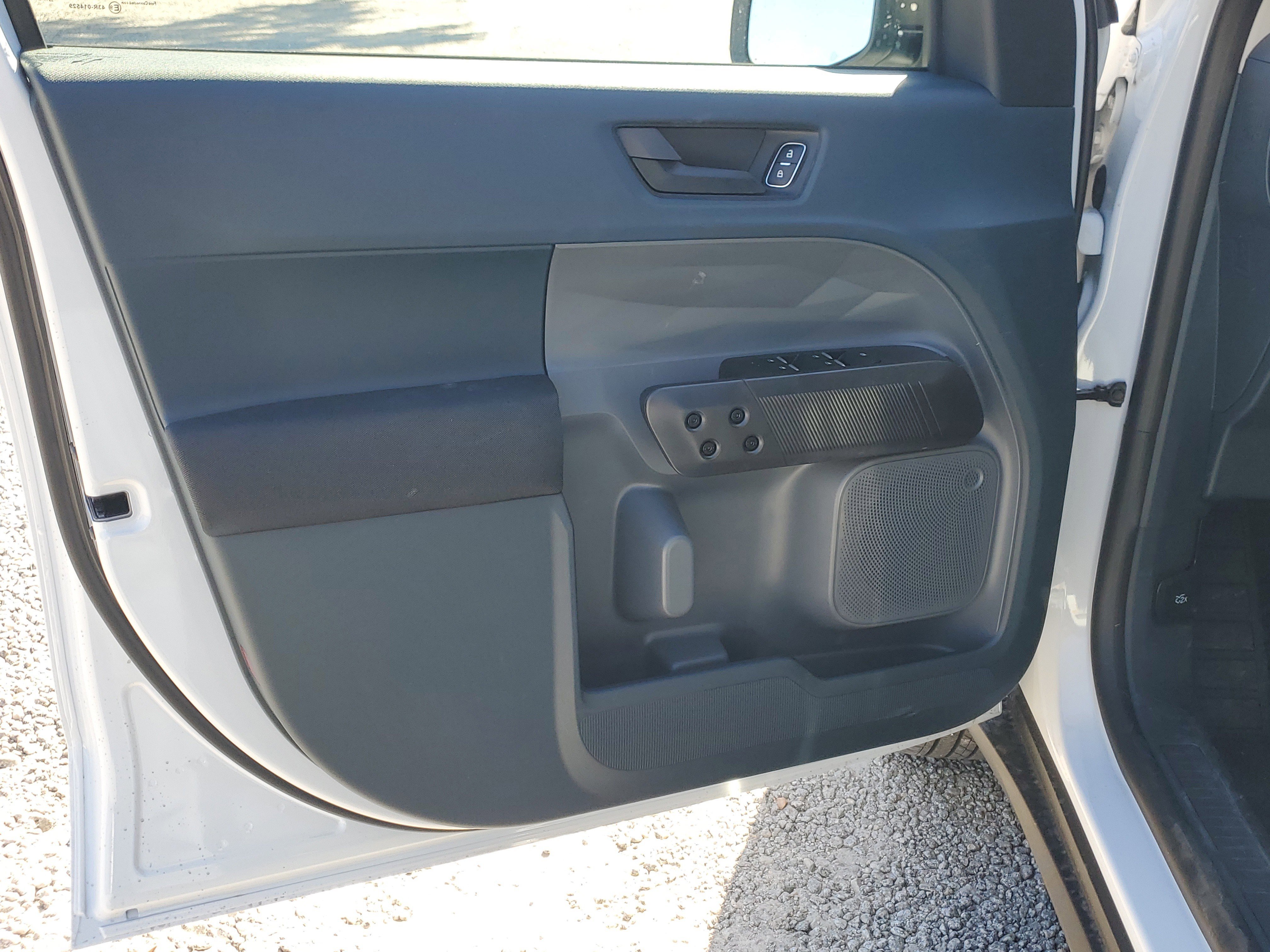 New 2026 Ford Maverick XL image 16